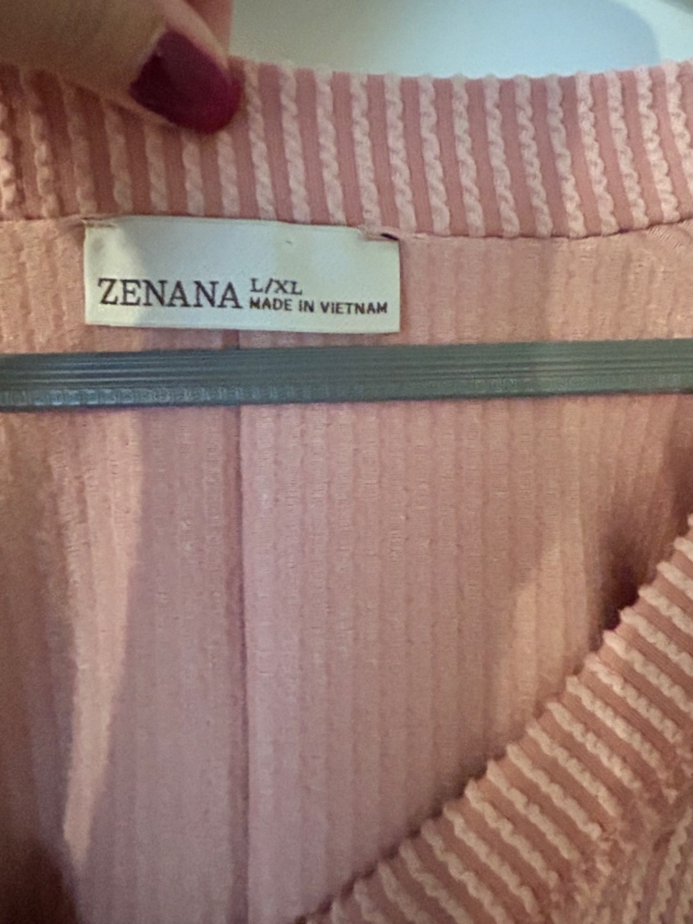 Pink blouse - Picture 2 of 4